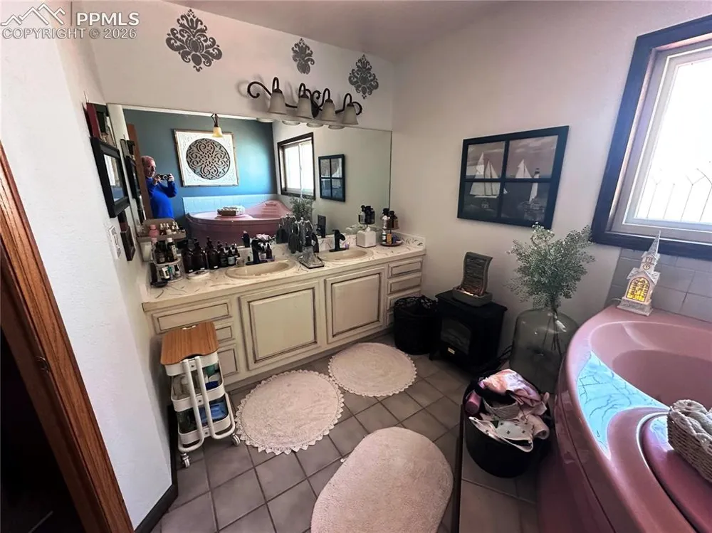 1165 Ellicott Highway Calhan, CO 80808