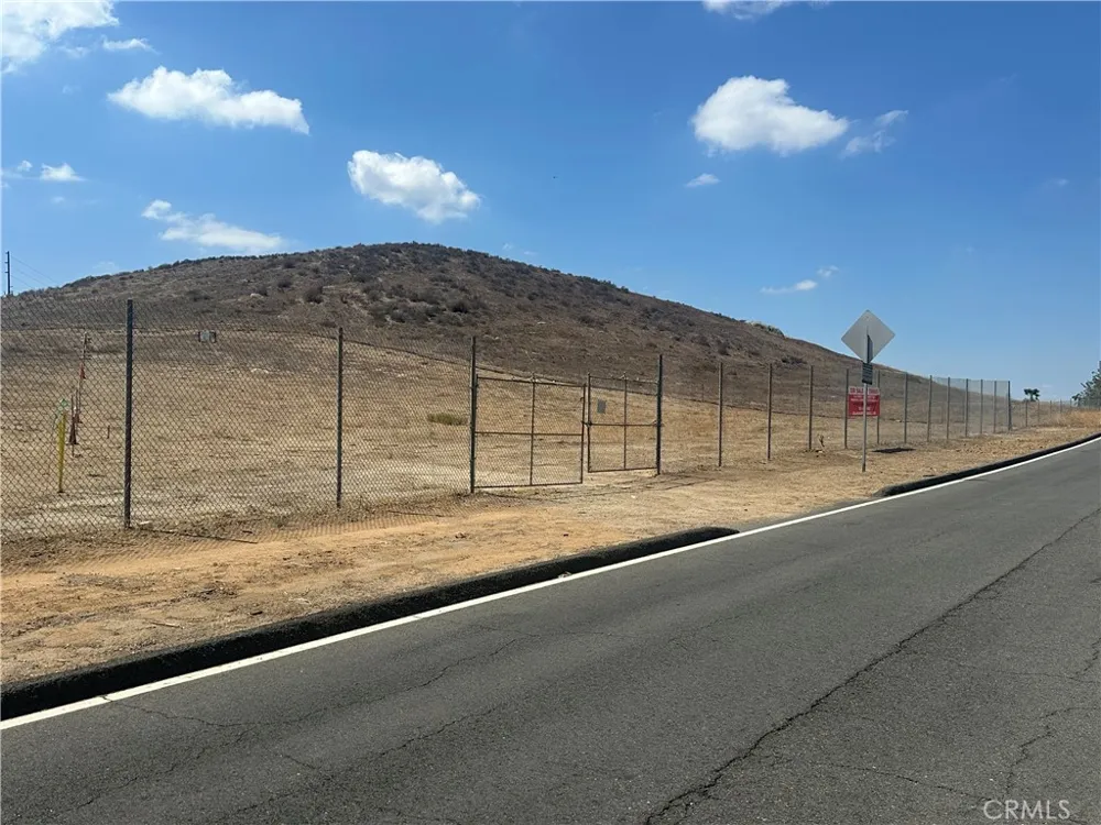 Bolton Ave Riverside, CA 92503