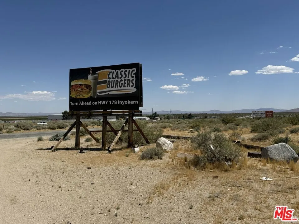 401 Sterling Road Inyokern, CA 93527