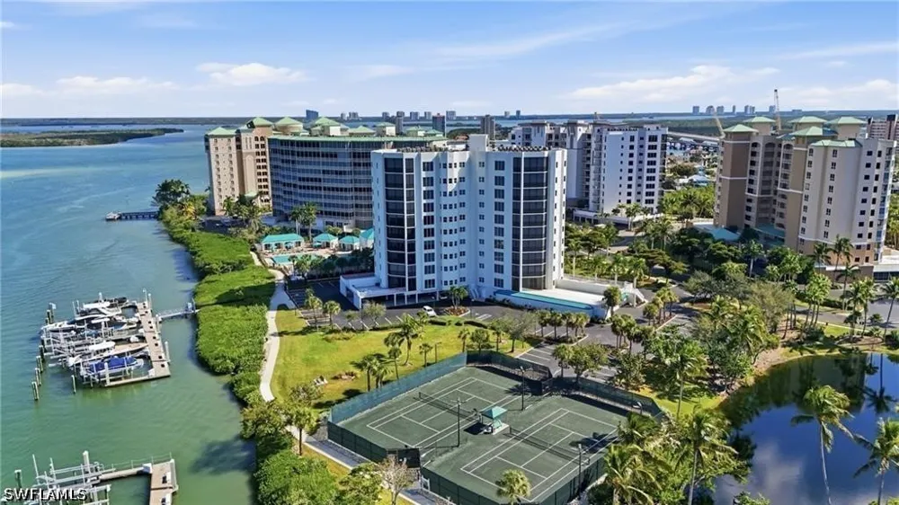 BAY BEACH LANE #3P1 Fort Myers Beach, FL 33931