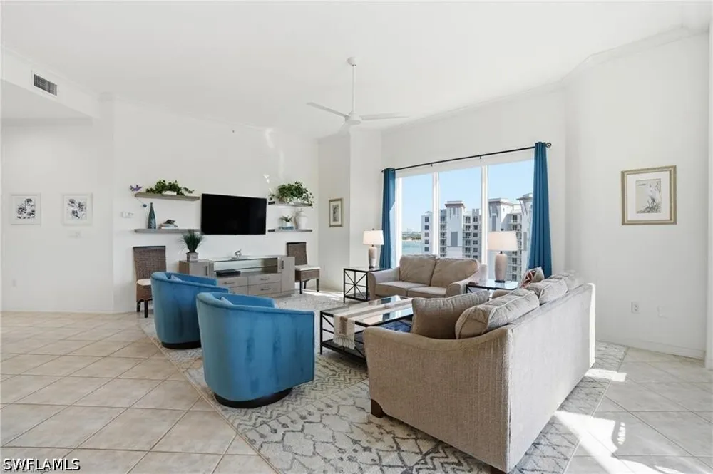 BAY BEACH LANE #3P1 Fort Myers Beach, FL 33931