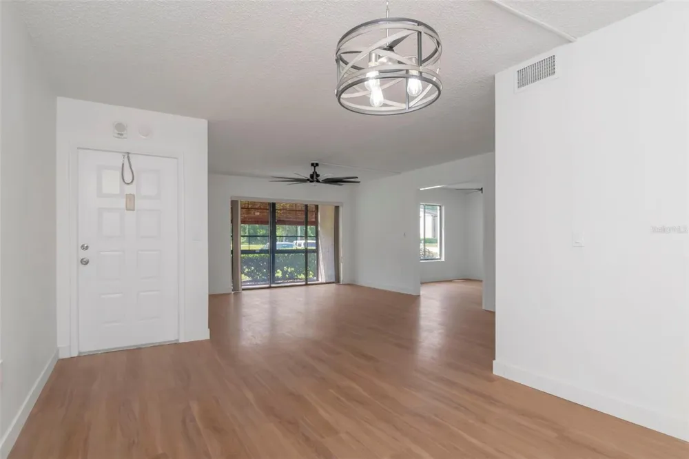 3211 LAKE PINE WAY E #A1 Tarpon Springs, FL 34688