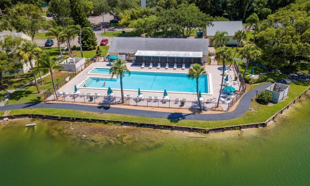 3211 LAKE PINE WAY E #A1 Tarpon Springs, FL 34688