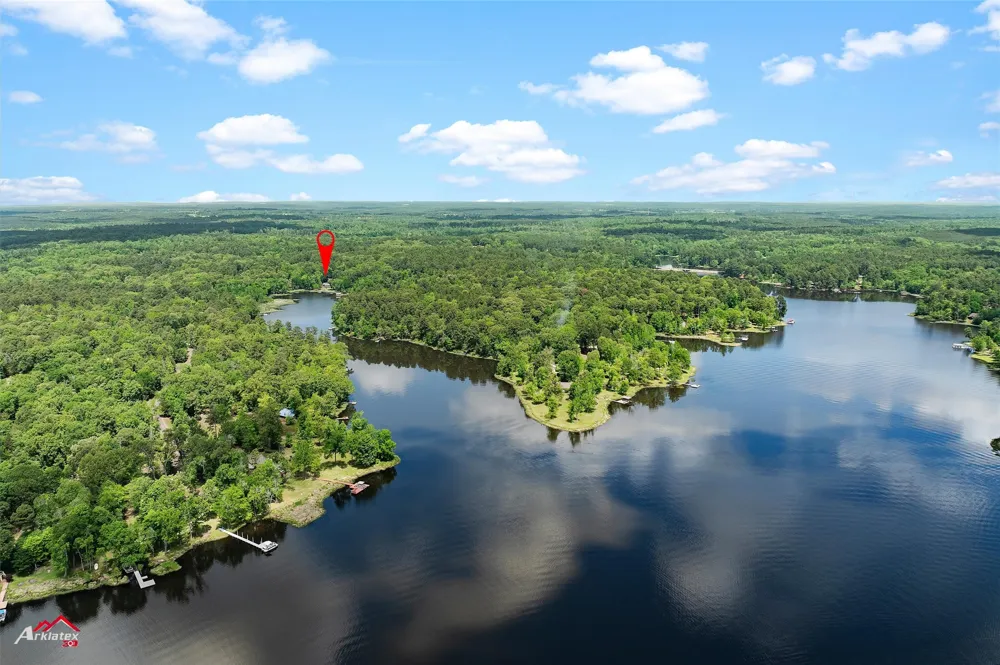 1069 County Road 1596 Avinger, TX 75630