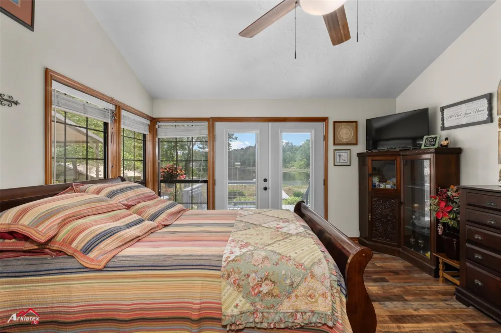 1069 County Road 1596 Avinger, TX 75630
