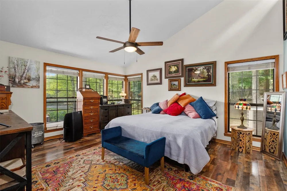 1069 County Road 1596 Avinger, TX 75630