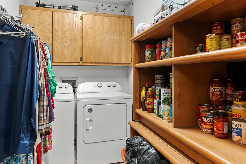 1069 County Road 1596 Avinger, TX 75630
