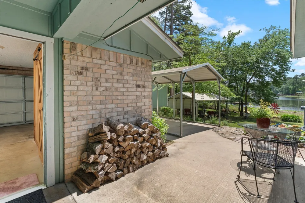 1069 County Road 1596 Avinger, TX 75630