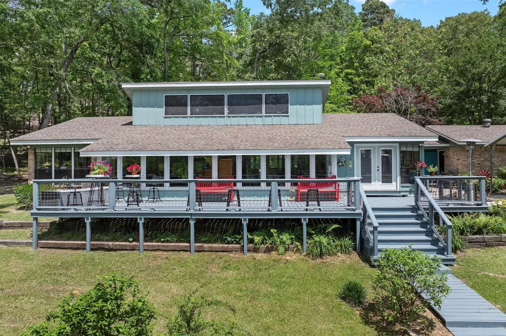1069 County Road 1596 Avinger, TX 75630
