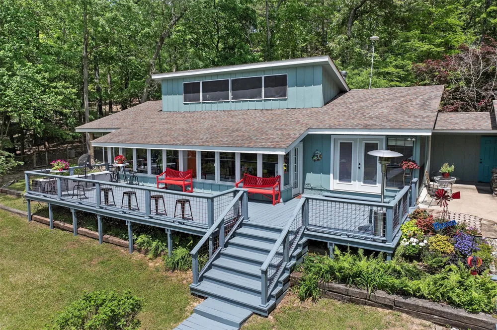 1069 County Road 1596 Avinger, TX 75630