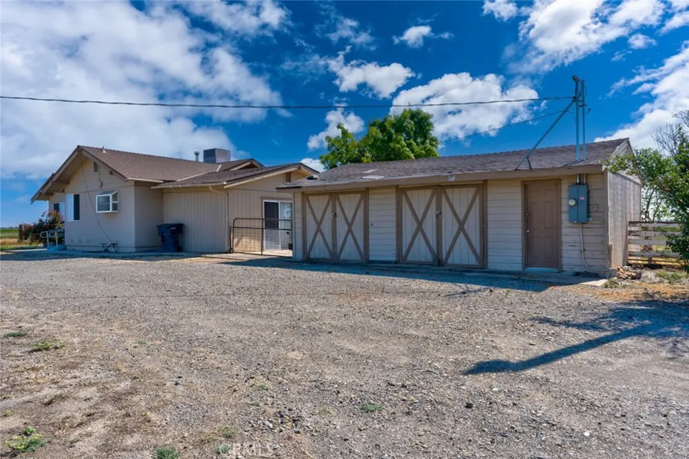 17626 Britto Road Dos Palos, CA 93620