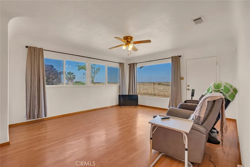 17626 Britto Road Dos Palos, CA 93620