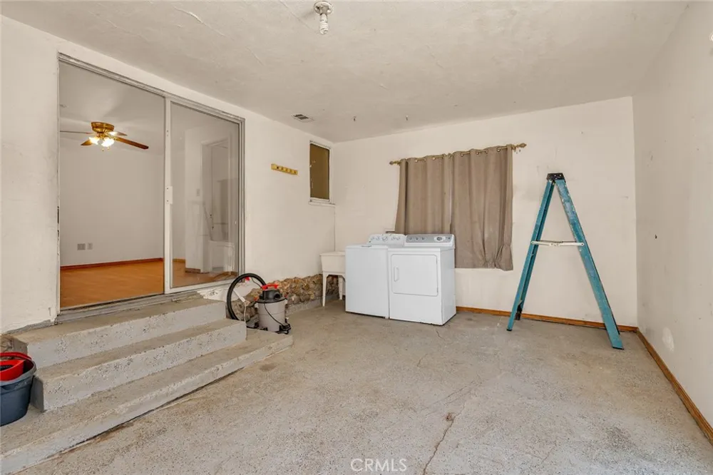 17626 Britto Road Dos Palos, CA 93620