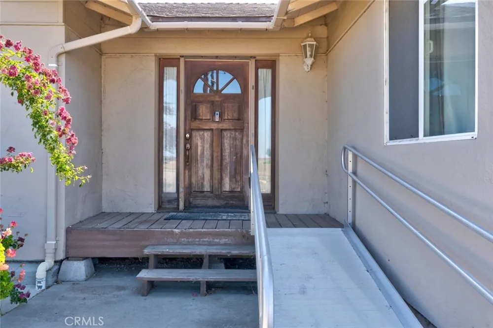 17626 Britto Road Dos Palos, CA 93620