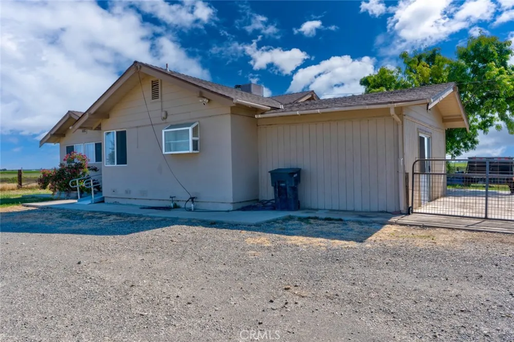 17626 Britto Road Dos Palos, CA 93620