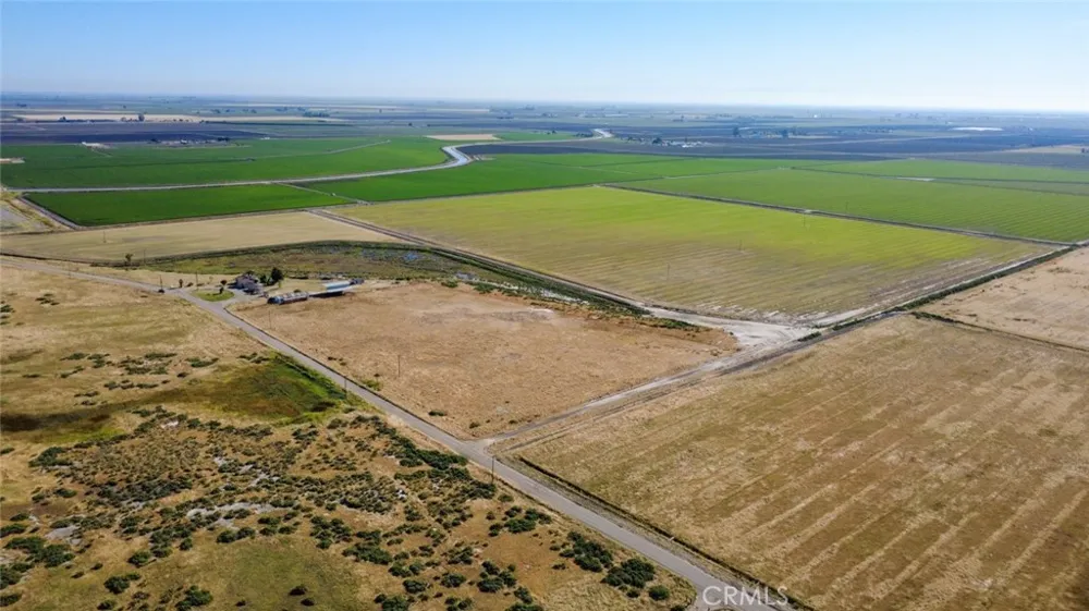 17626 Britto Road Dos Palos, CA 93620