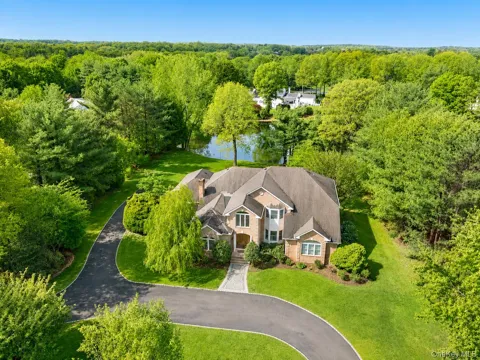 23 Overbrook Lane