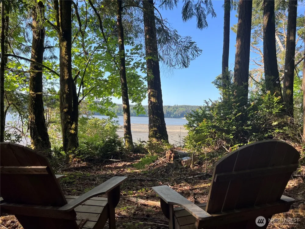 5710 Oyster Bay Road NW Olympia, WA 98502