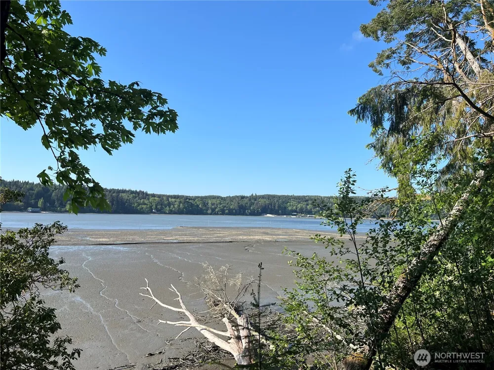 5710 Oyster Bay Road NW Olympia, WA 98502