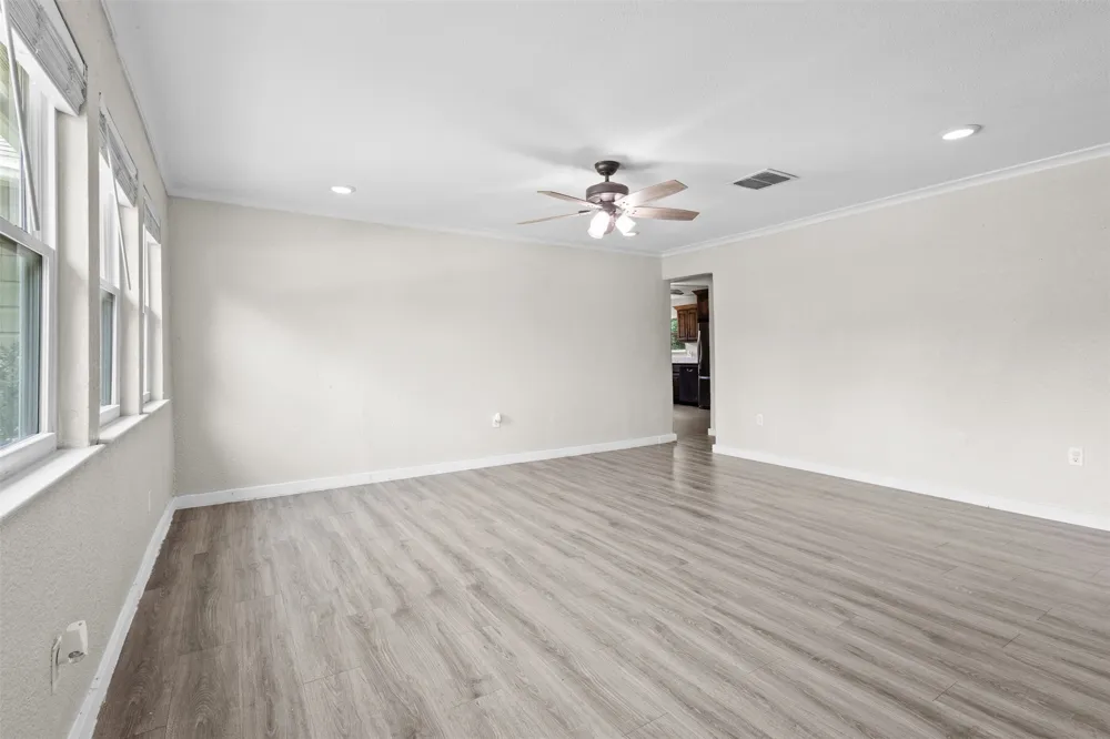 107 S Flower Lane Chico, TX 76431