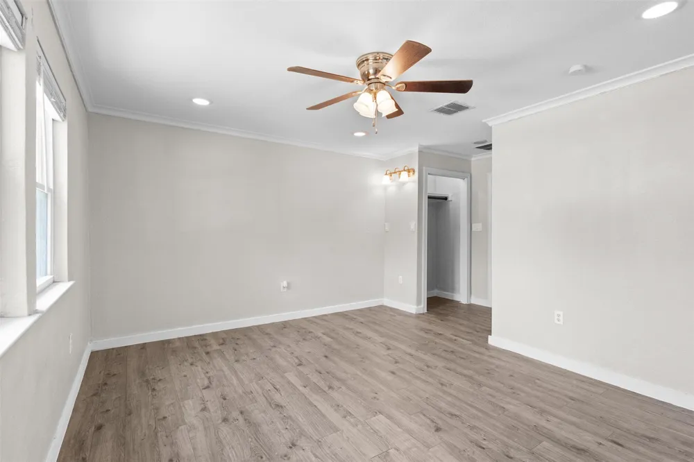 107 S Flower Lane Chico, TX 76431