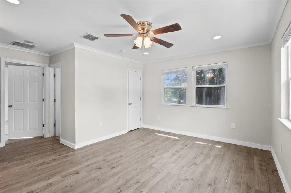 107 S Flower Lane Chico, TX 76431