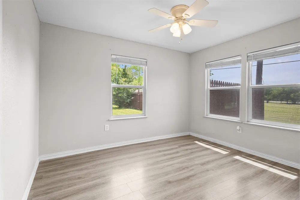 107 S Flower Lane Chico, TX 76431