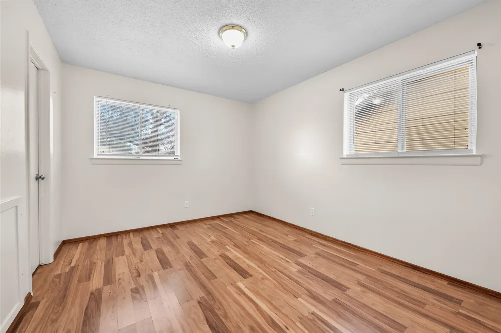404 Vaden Avenue Everman, TX 76140