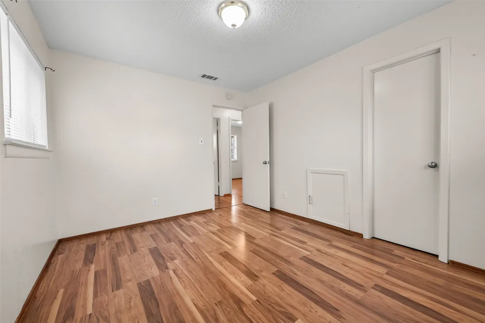 404 Vaden Avenue Everman, TX 76140