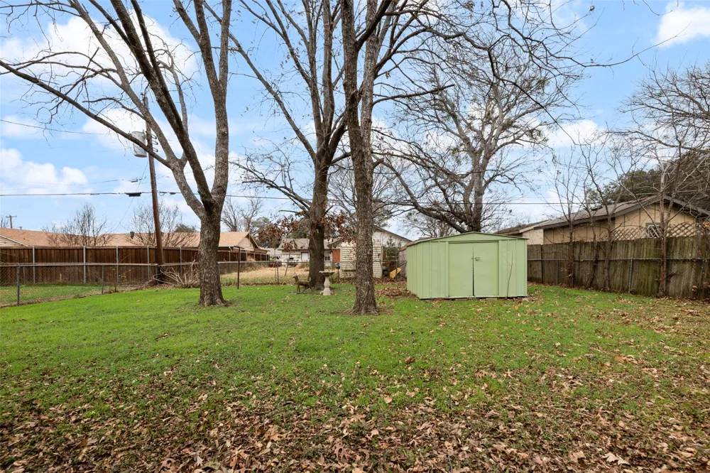 404 Vaden Avenue Everman, TX 76140