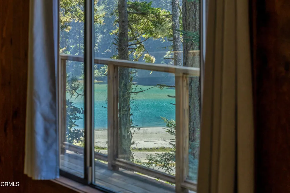 44691 Crestwood Drive Mendocino, CA 95460