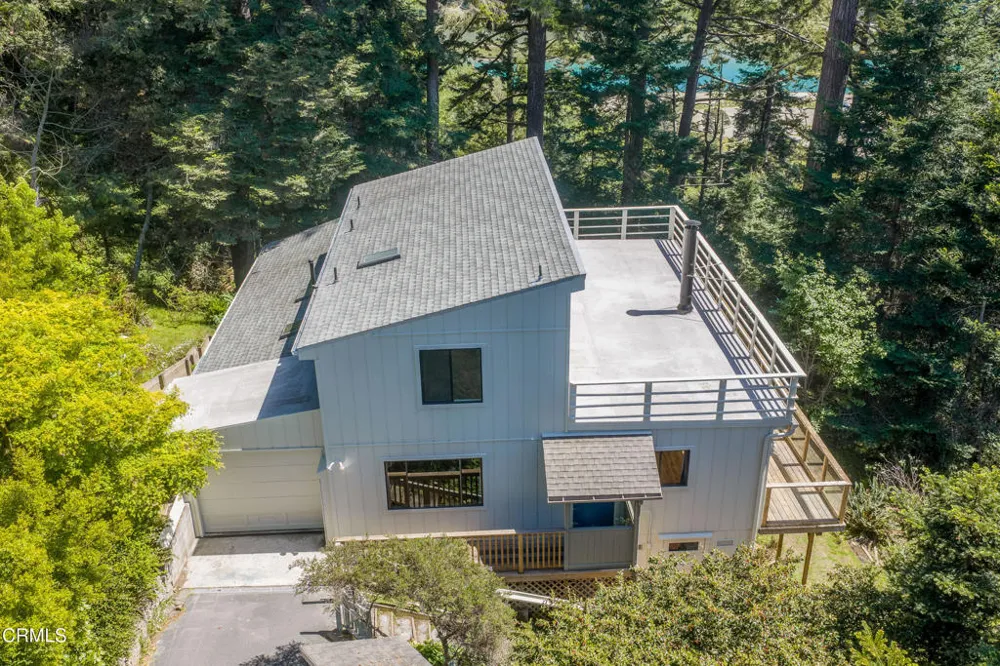 44691 Crestwood Drive Mendocino, CA 95460