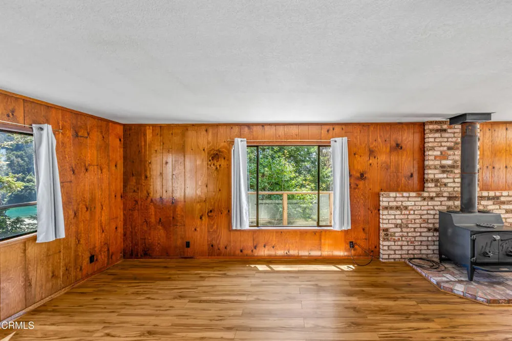 44691 Crestwood Drive Mendocino, CA 95460