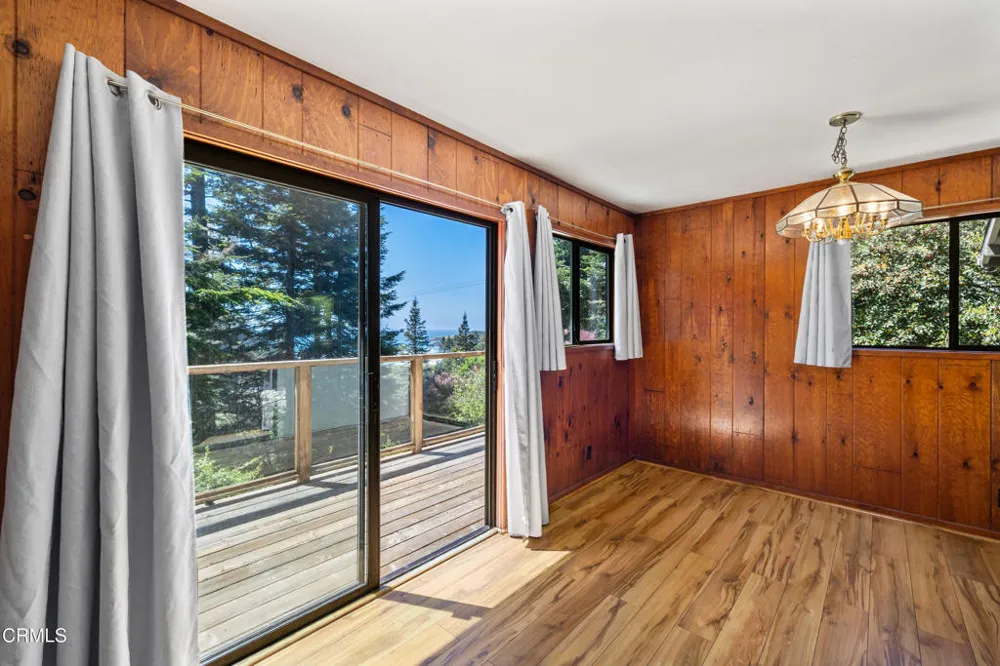 44691 Crestwood Drive Mendocino, CA 95460