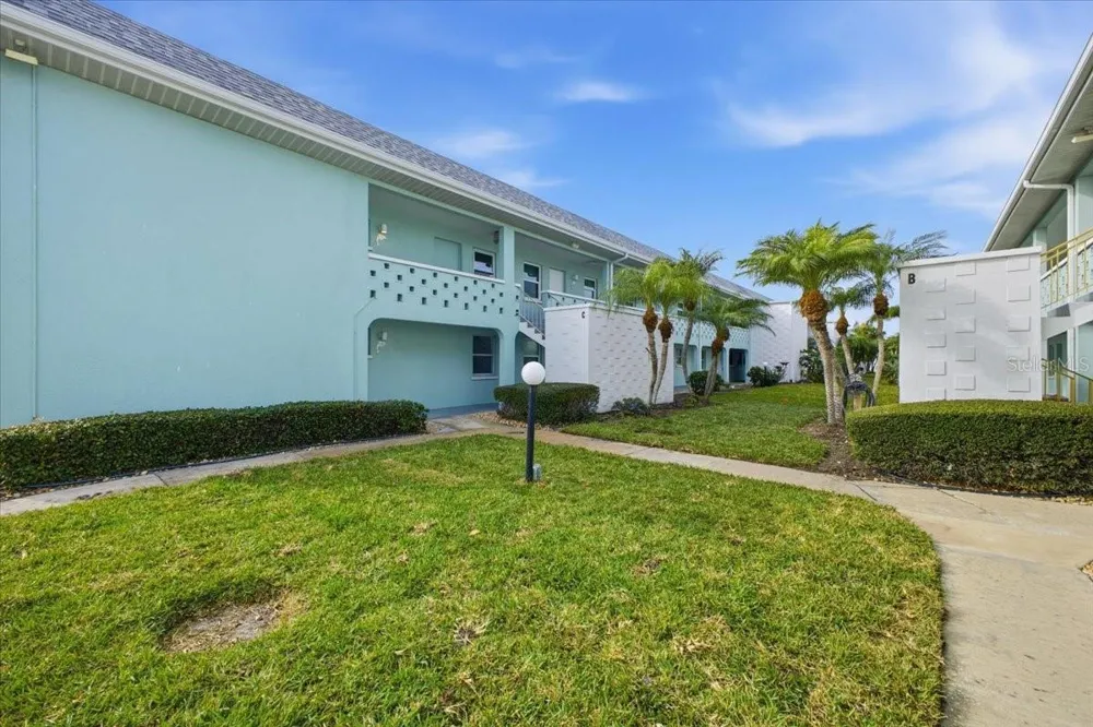 611 GULF DRIVE #C29 Bradenton Beach, FL 34217
