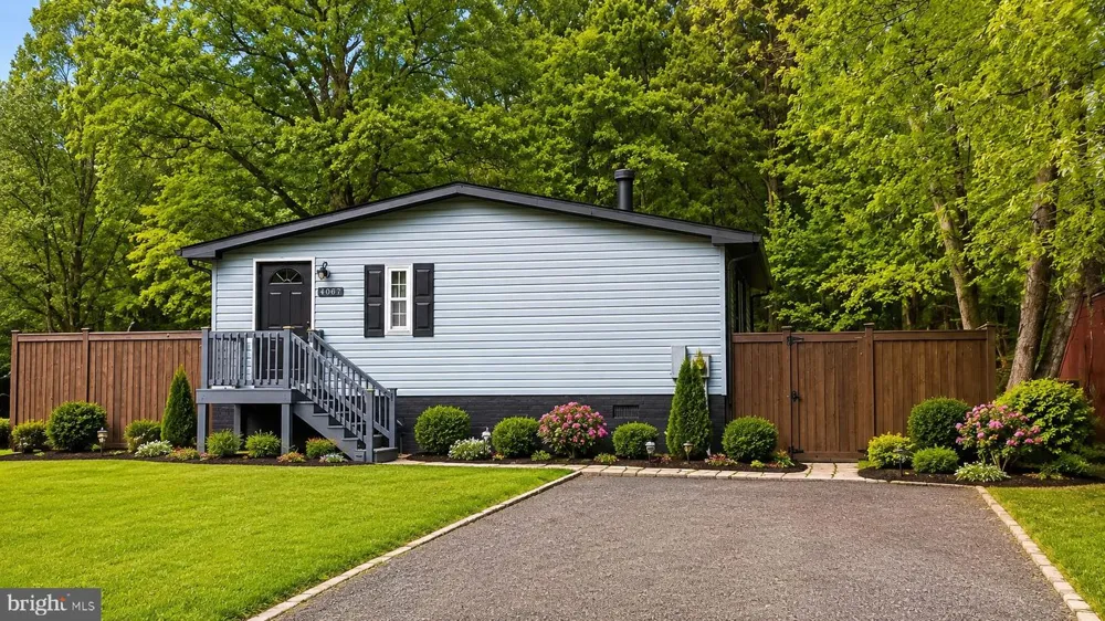 4067 SONGBIRD LANE Broomes Island, MD 20615