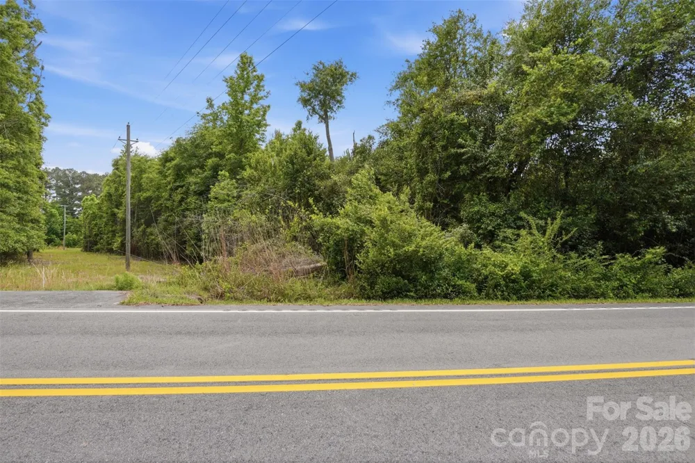 2713 Macedonia Angelus Road Jefferson, SC 29718