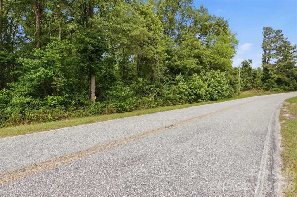 2713 Macedonia Angelus Road Jefferson, SC 29718