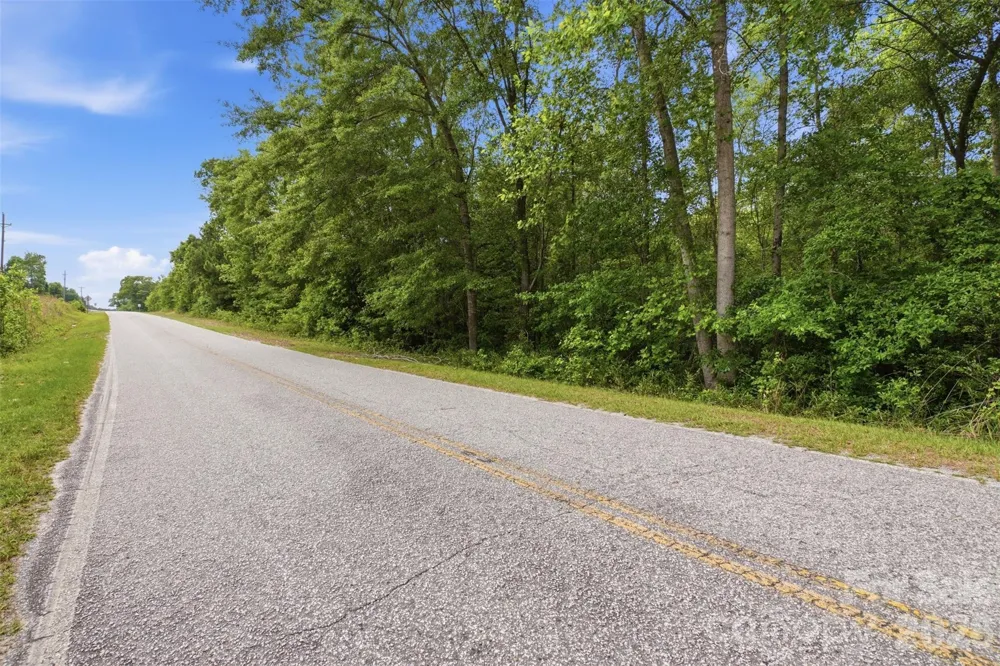 2713 Macedonia Angelus Road Jefferson, SC 29718