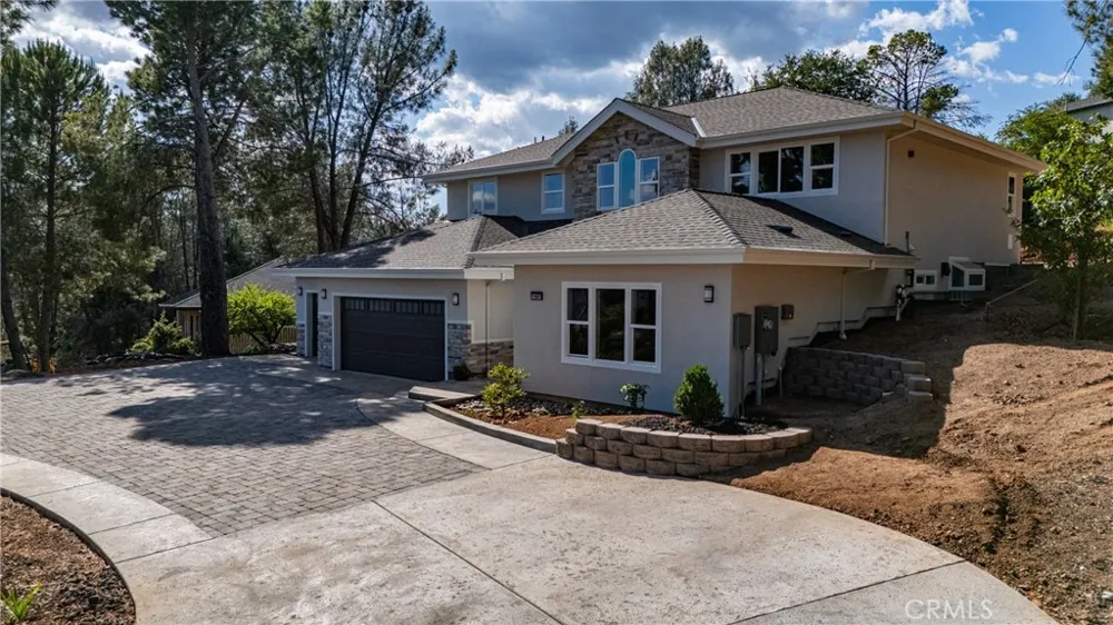 17867 Deer Hill Road Hidden Valley Lake, CA 95467