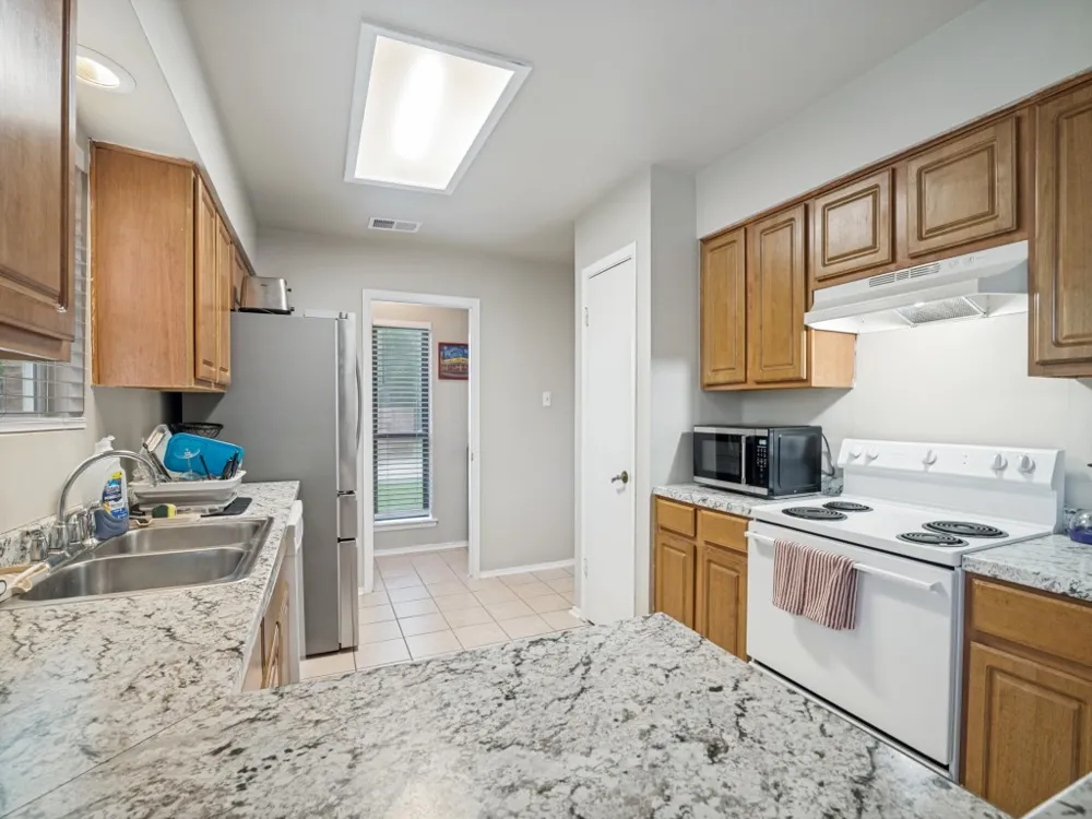 2111 Meredith Lane Richardson, TX 75081