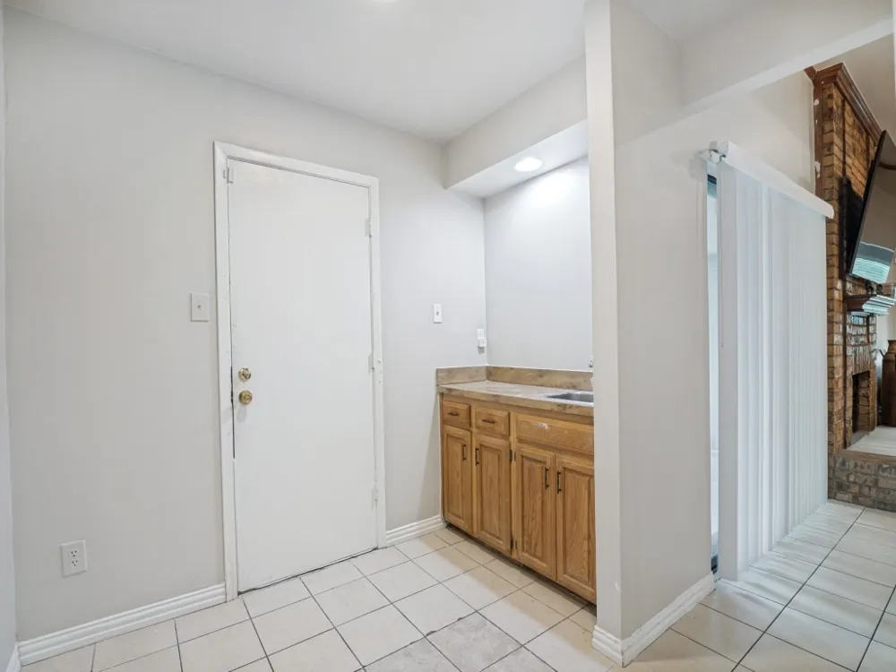 2111 Meredith Lane Richardson, TX 75081