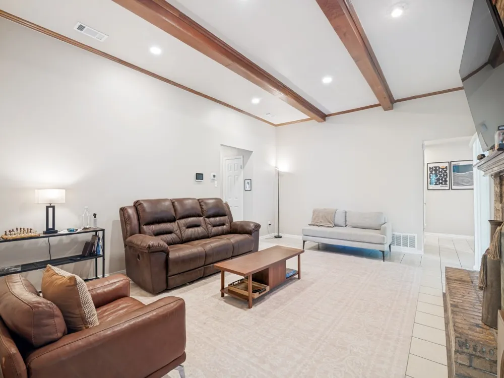 2111 Meredith Lane Richardson, TX 75081
