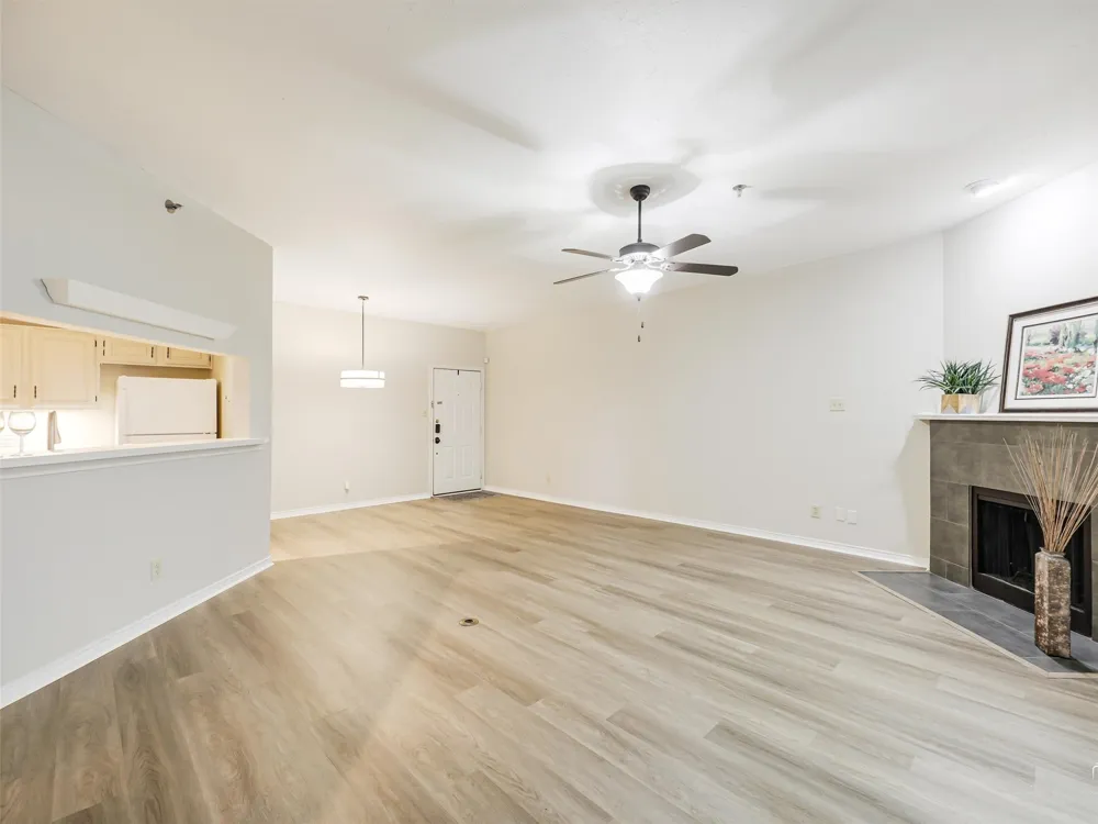 1010 Allen Street #214 Dallas, TX 75204