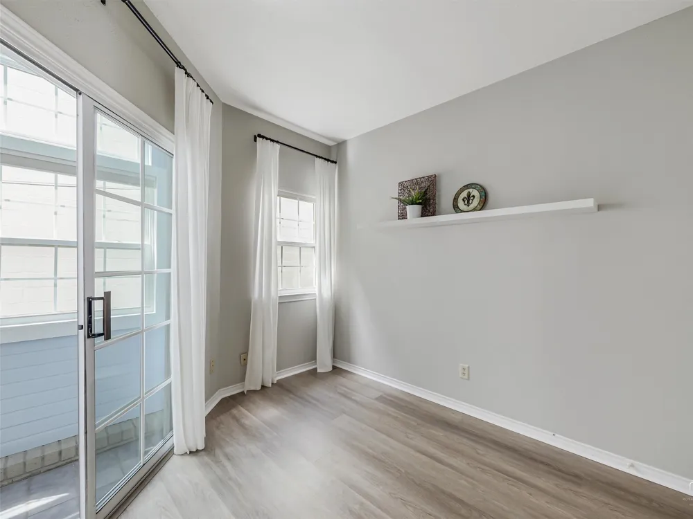 1010 Allen Street #214 Dallas, TX 75204