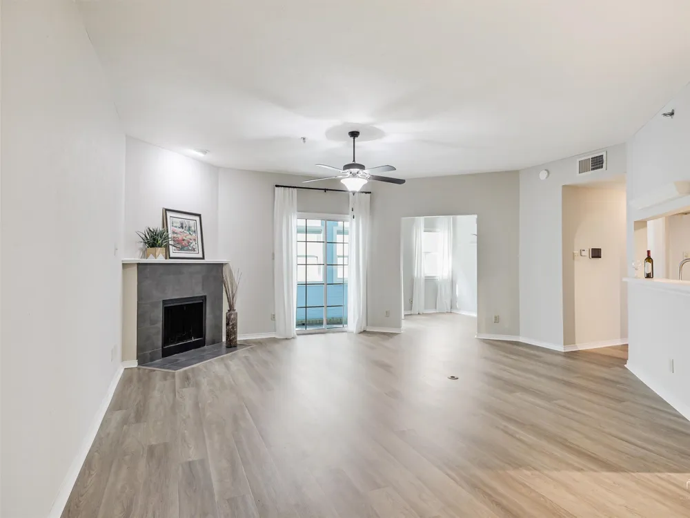 1010 Allen Street #214 Dallas, TX 75204