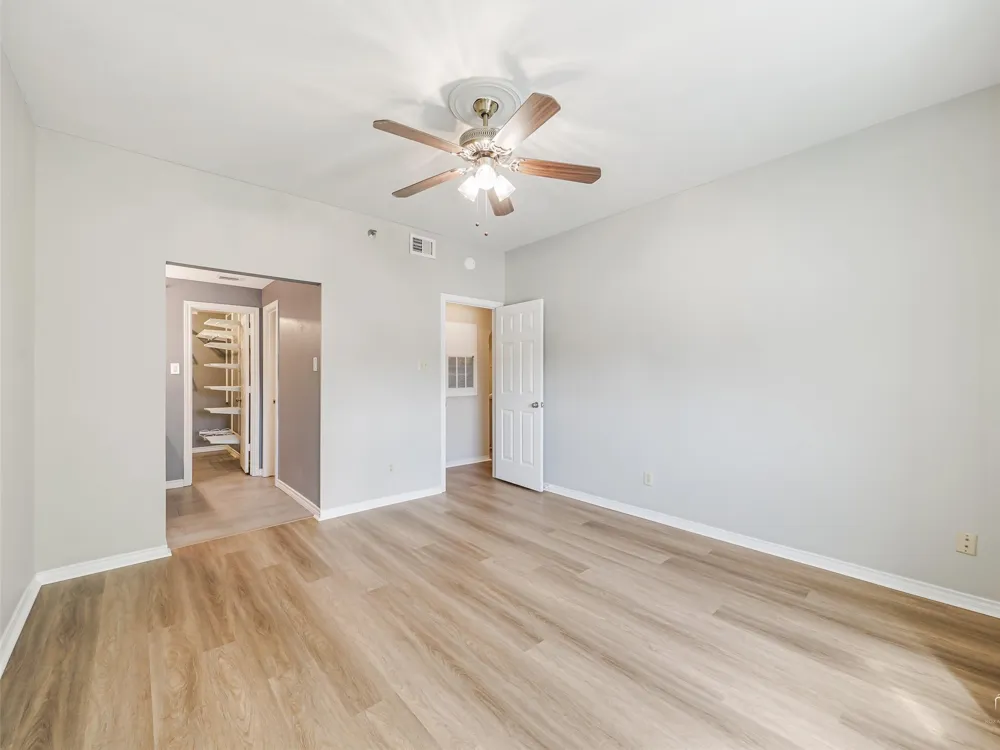 1010 Allen Street #214 Dallas, TX 75204