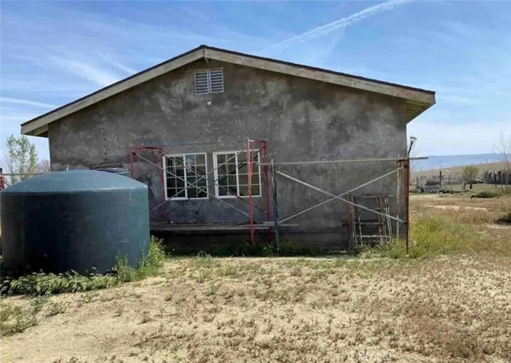 14555 Bellflower Santa Margarita, CA 93453