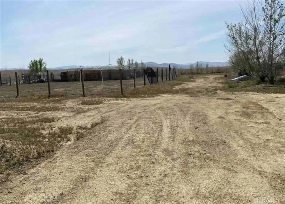 14555 Bellflower Santa Margarita, CA 93453