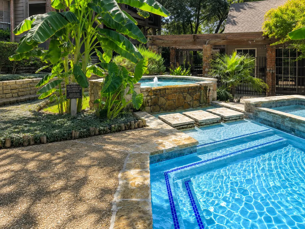 9801 Royal Lane #208 Dallas, TX 75231